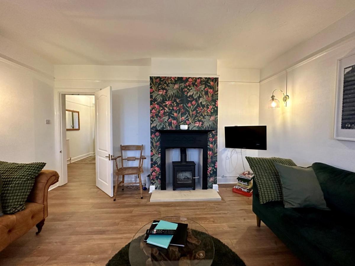 3 Bed Ground Floor Apartment - Hot Tub Optional Upgrade Hythe (Kent) Exterior foto