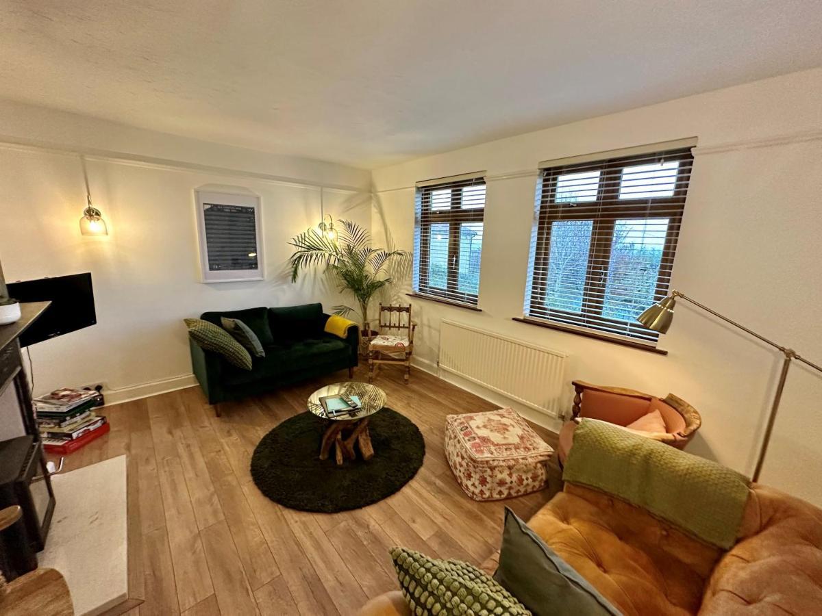 3 Bed Ground Floor Apartment - Hot Tub Optional Upgrade Hythe (Kent) Exterior foto