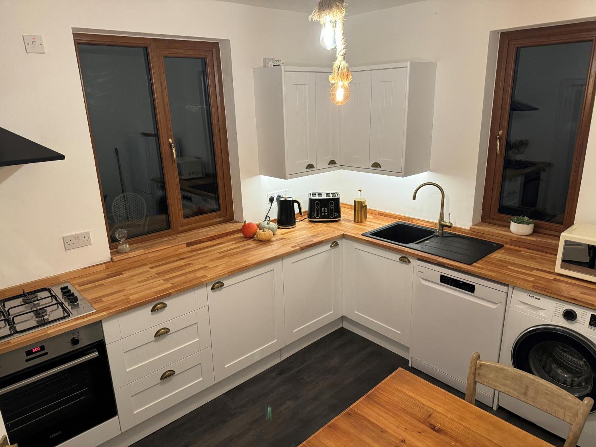 3 Bed Ground Floor Apartment - Hot Tub Optional Upgrade Hythe (Kent) Exterior foto